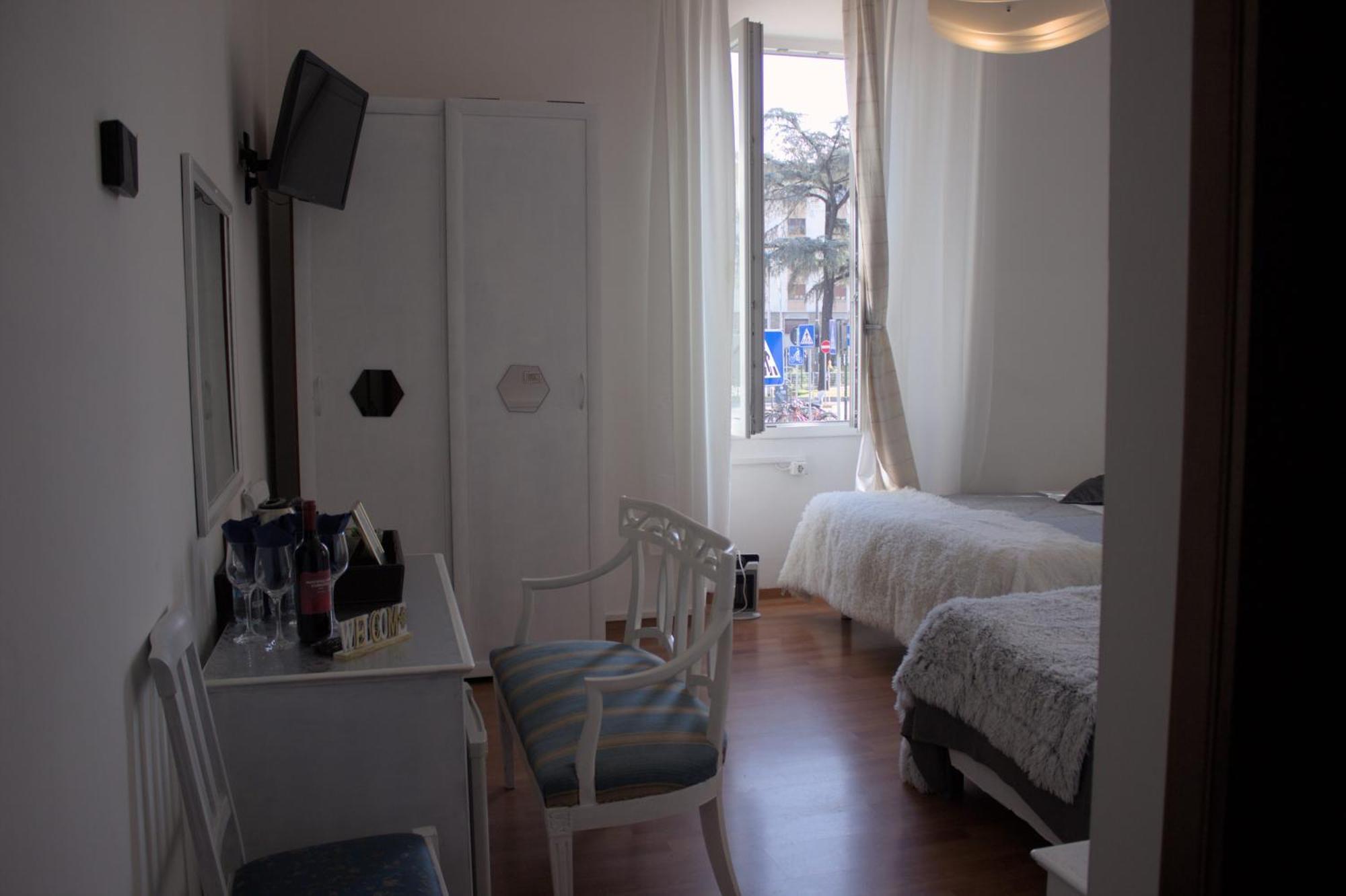 Soggiorno Madrid Florenz Exterior foto